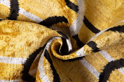 Gold, Black, and White Chain Link Velvet Cushion